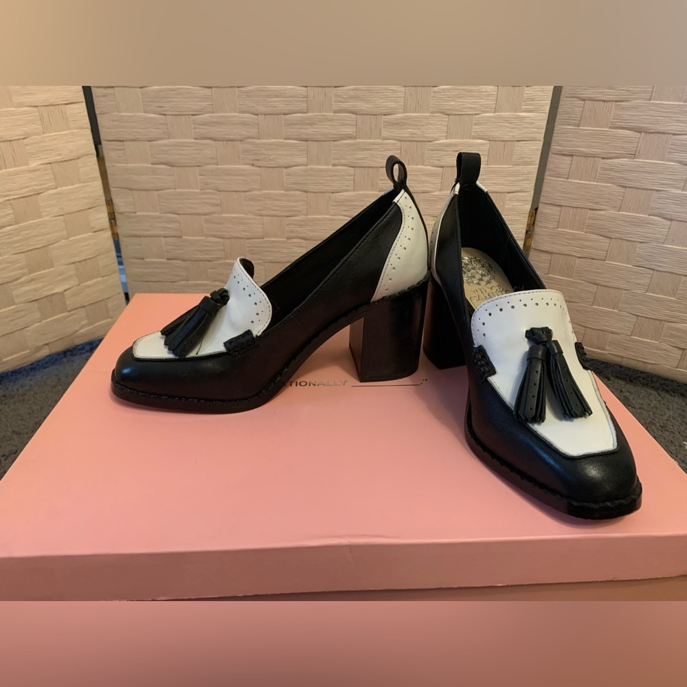 Vince Camuto black & white leather heeled Oxford loafers w/tassel 6.5 US 37 EU